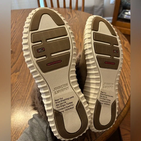 NWOT women’s Johnston & Murphy Real Brisa Shearling Lamb fur boots size 8 - Picture 6 of 7